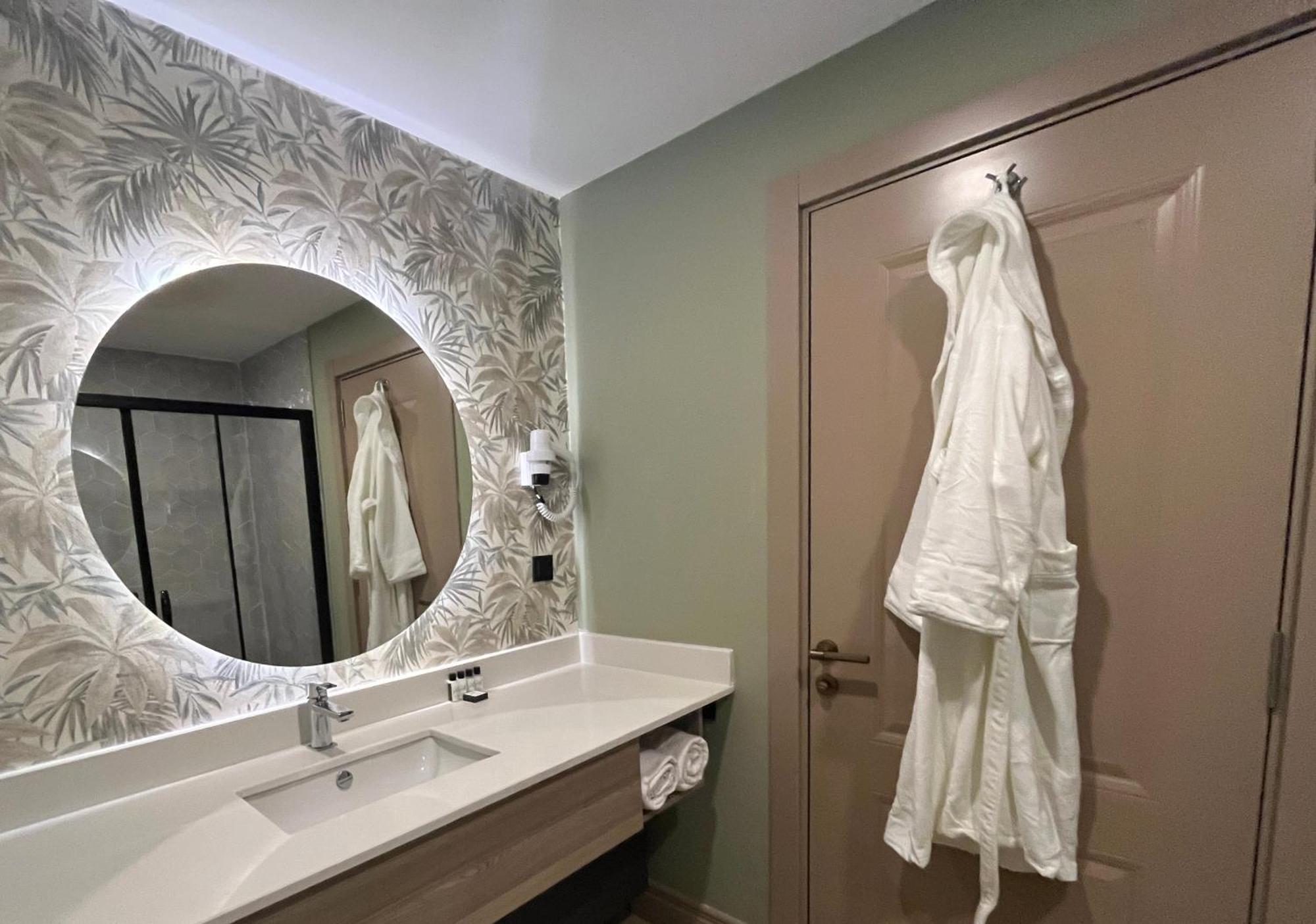 The Kirte Hotel エジェアバト エクステリア 写真